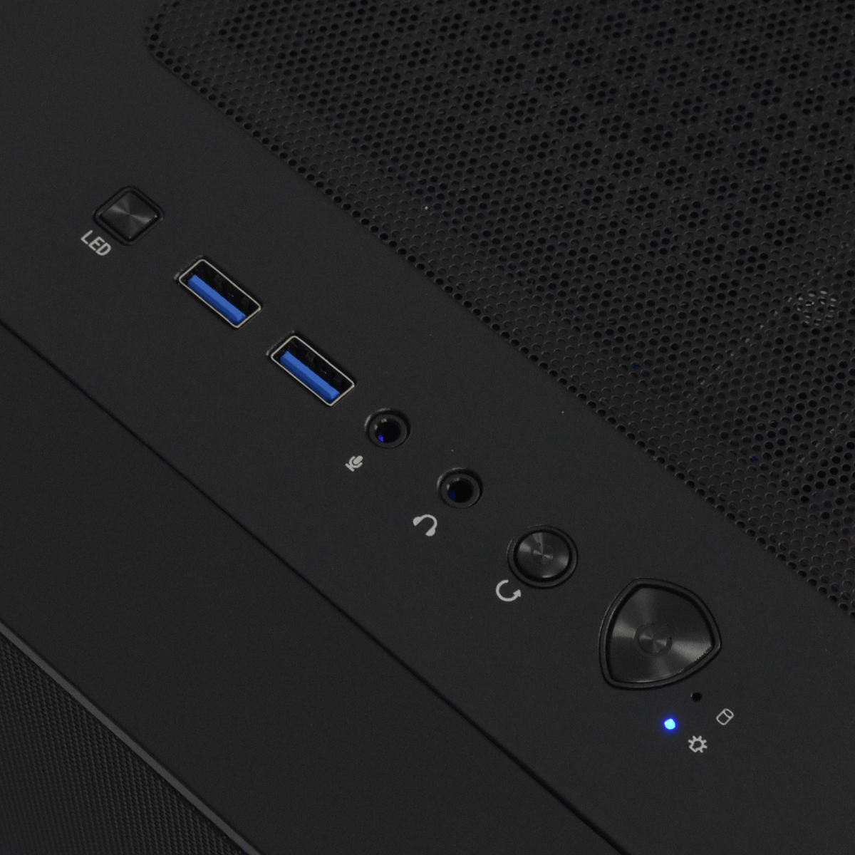 PC Gamer NOVA CORE V2